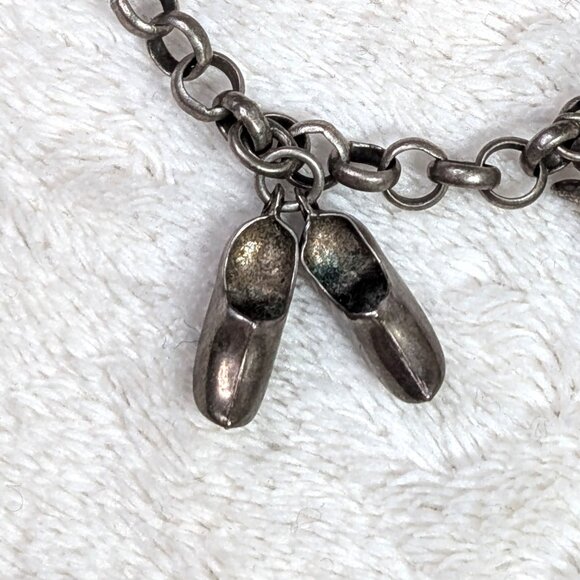 Vintage WW2 era Dutch Charm Bracelet 1941 - Picture 2 of 9